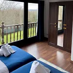 Villa Higer